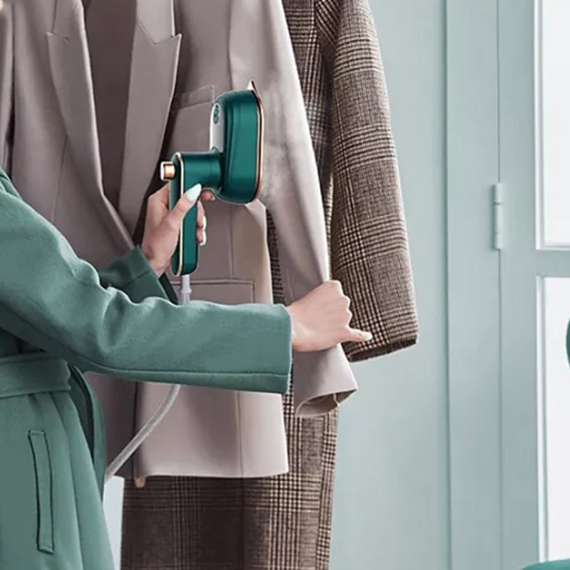 SteamEase Mini Kleiderdampfer | Müheloses Bügeln, immer und überall