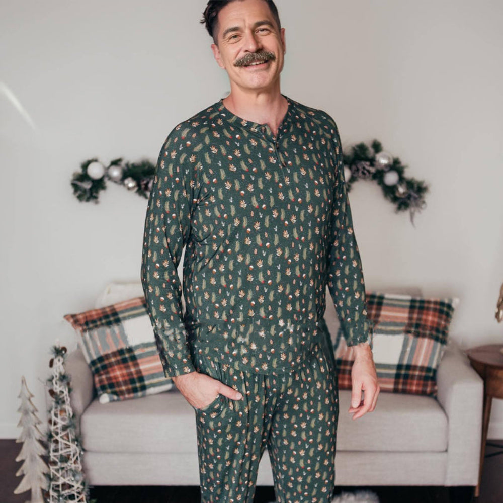 Familienweihnachtspyjamas mit Weihnachtsbaum - Hundepyjama inklusive