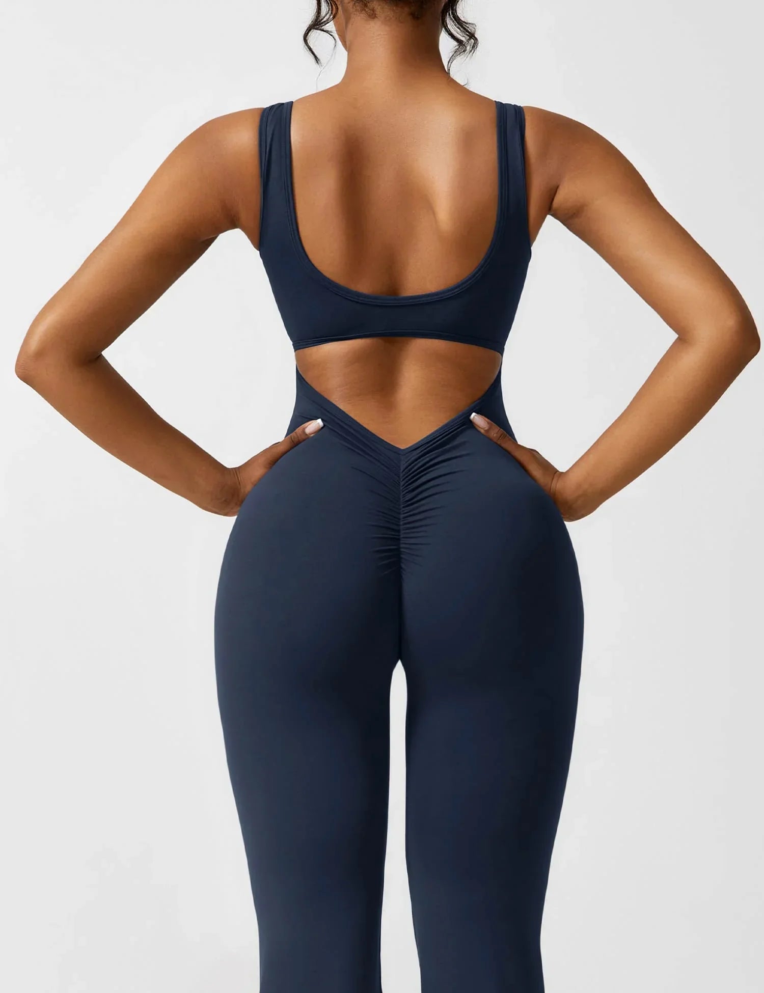 Kyliams | Enganliegender Jumpsuit mit weitem Bein
