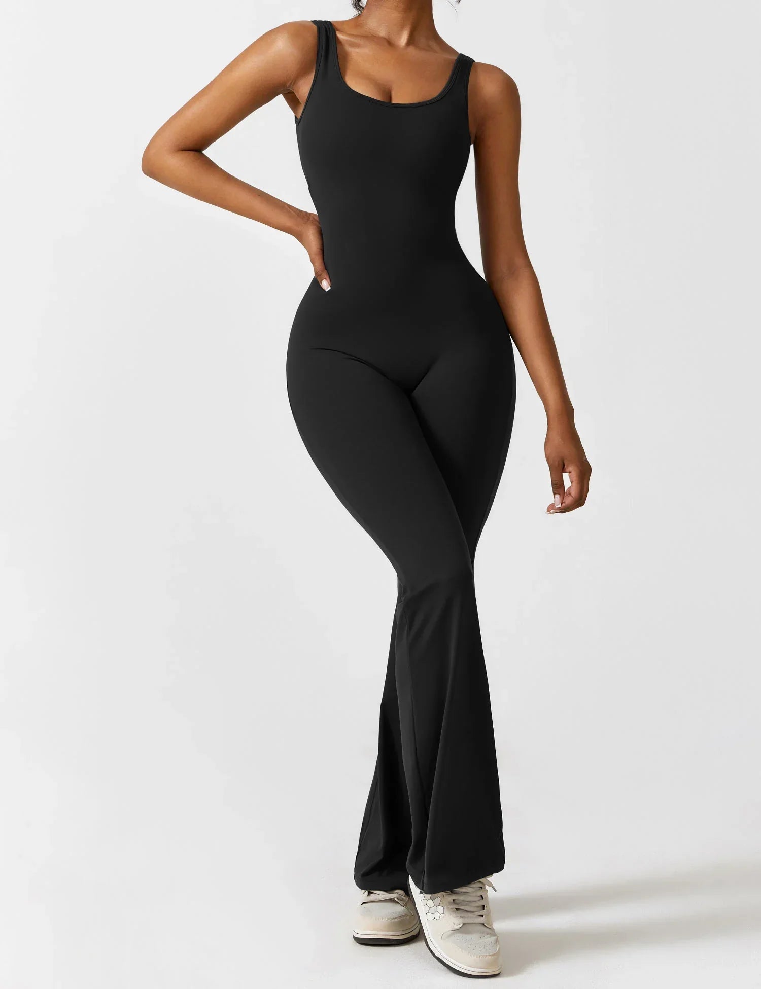 Kyliams | Enganliegender Jumpsuit mit weitem Bein