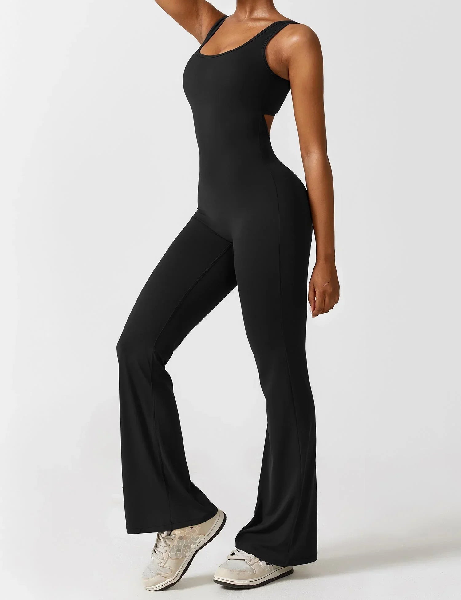 Kyliams | Enganliegender Jumpsuit mit weitem Bein