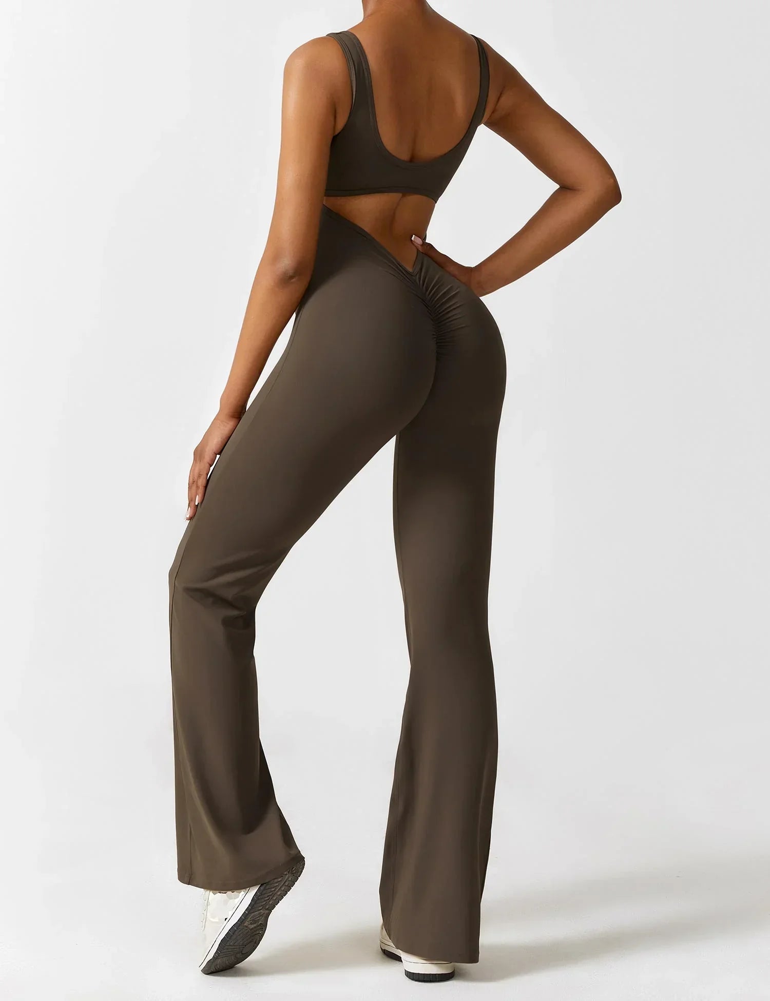 Kyliams | Enganliegender Jumpsuit mit weitem Bein