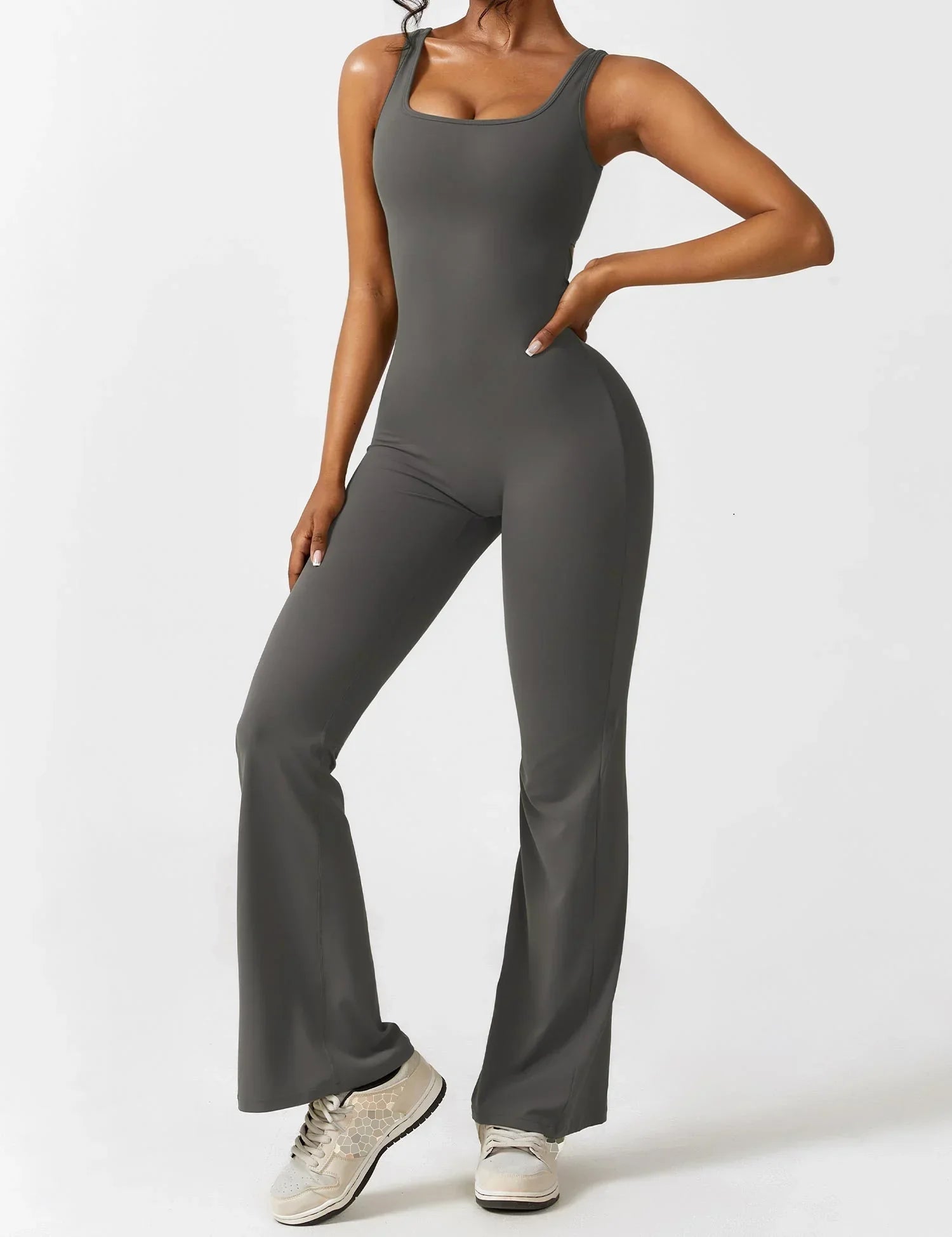 Kyliams | Enganliegender Jumpsuit mit weitem Bein