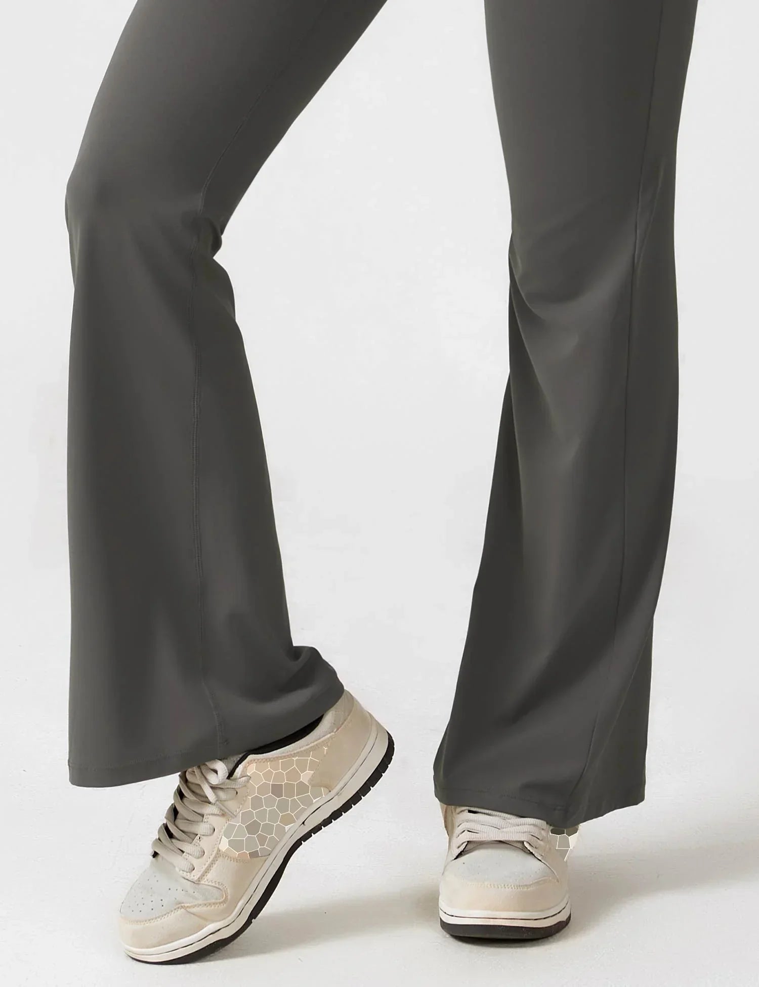 Kyliams | Enganliegender Jumpsuit mit weitem Bein