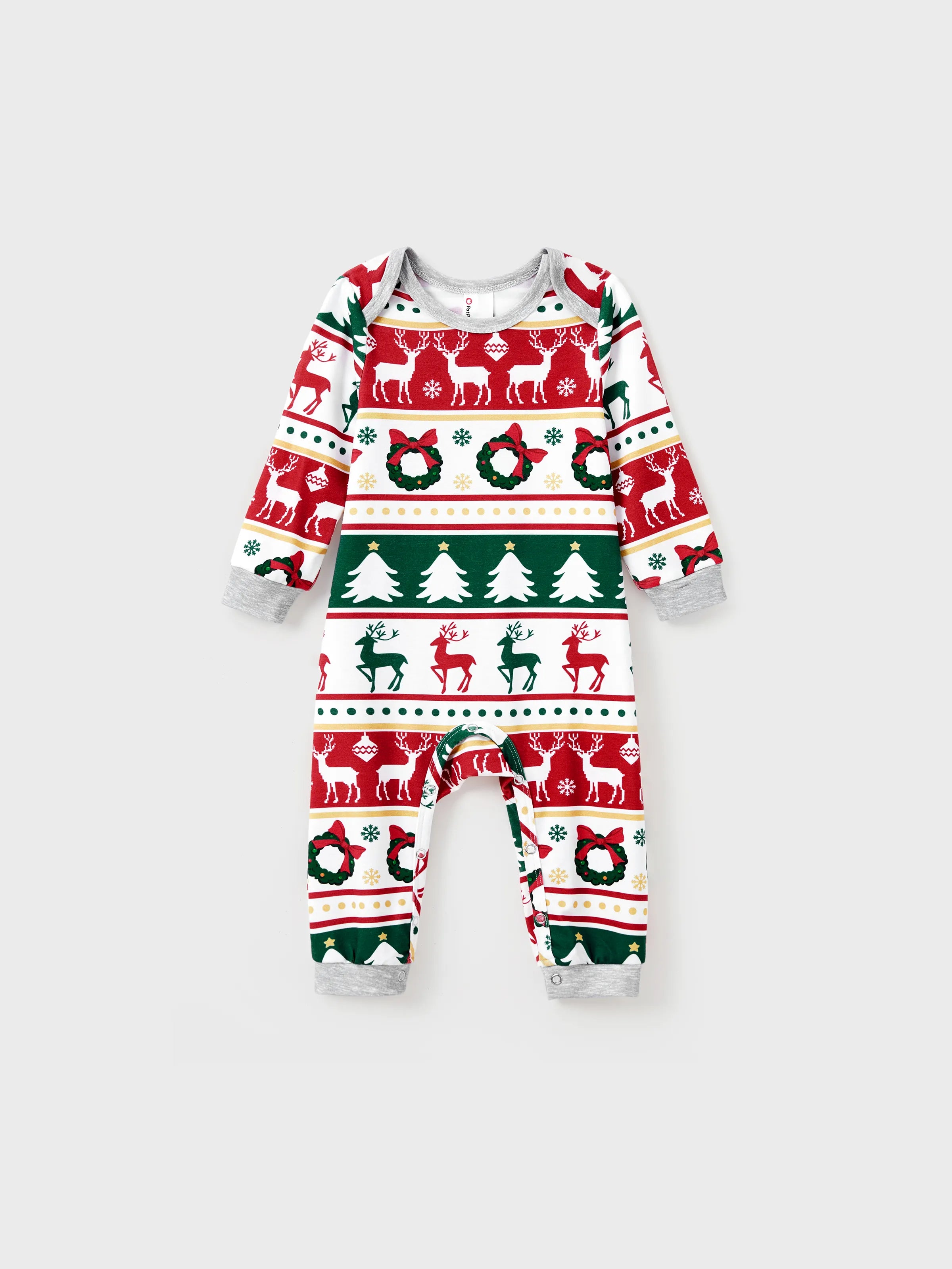 ReindeerJams | Familienpassende Weihnachts-Pyjamas mit Rentier- und Weihnachtsbaum-Muster und ColorBlock-Socken