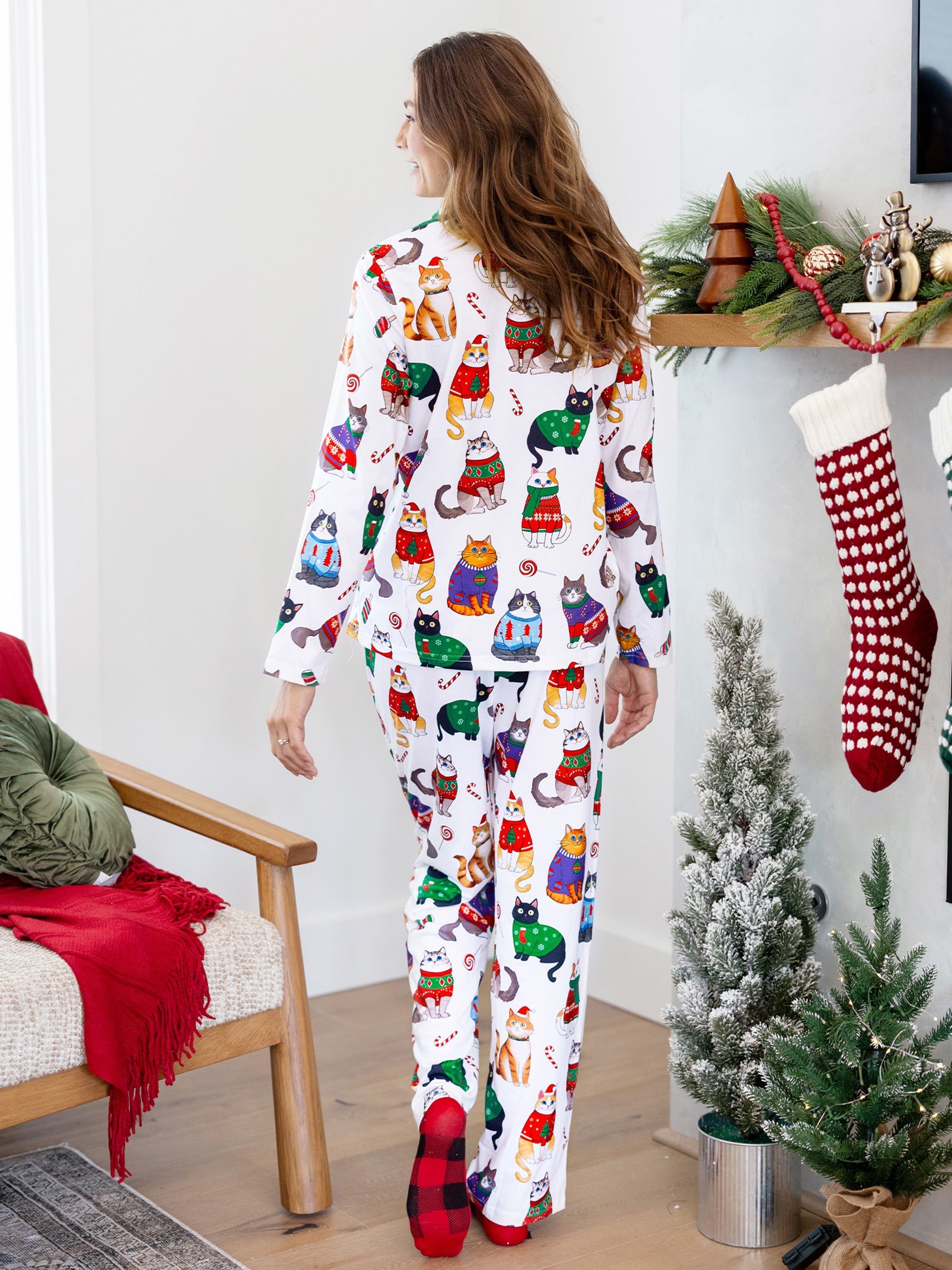 MeowJams | Weihnachts Familien Pyjama Set Katzenprint mit Passenden Socken Multicolor