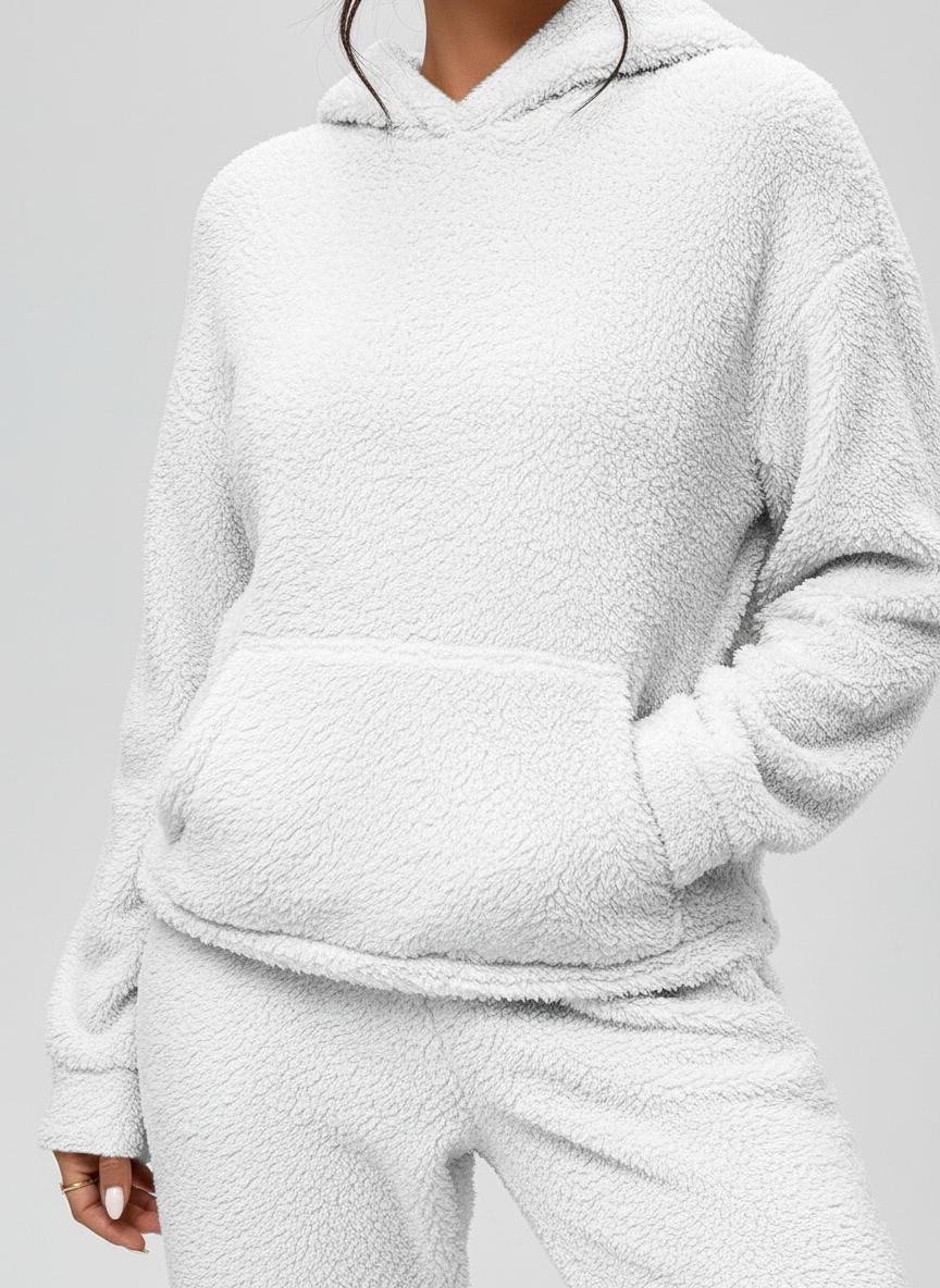 CozyTeddy Lounge Set – Warmer Hoodie und Hose aus weichem Teddy-Stoff mit Kängurutasche