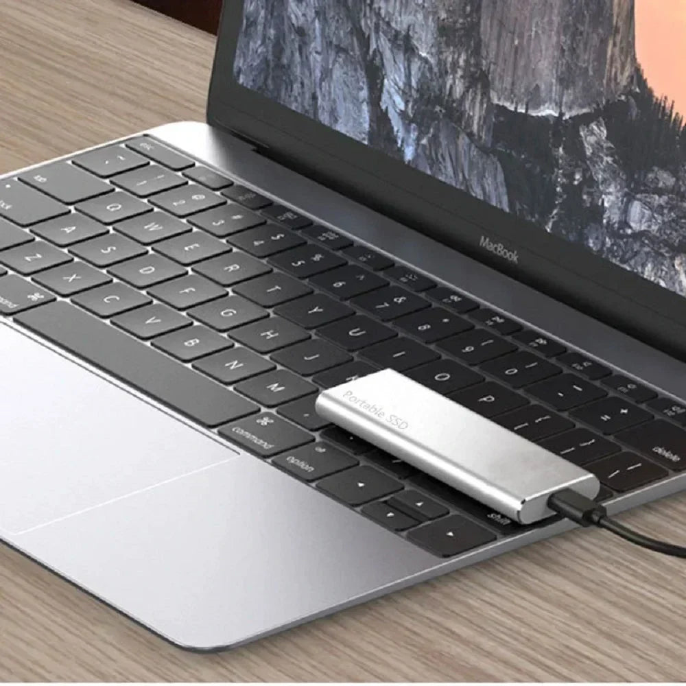 DATAVAULT – Ultra Dünne 4 TB Externe Festplatte USB-C