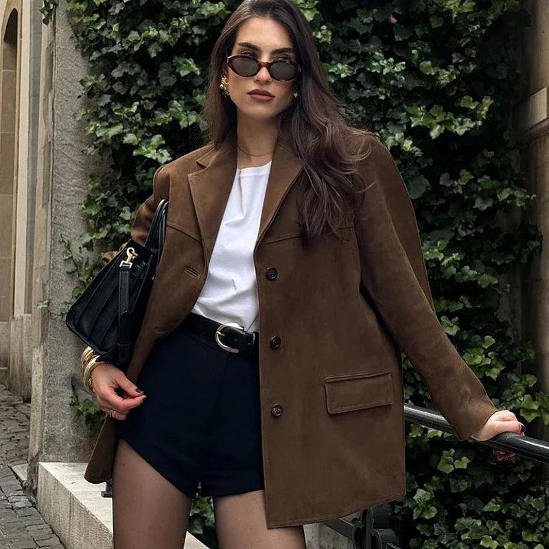 Schweizer Eleganz Damenjacke – Vintage Braun Leder Demi-Saison Look