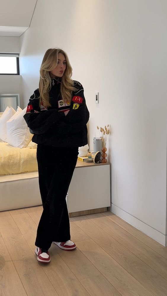 Vintage Ferrari Racer Jacke - Sportlicher Stil und Nachhaltigkeit für alle