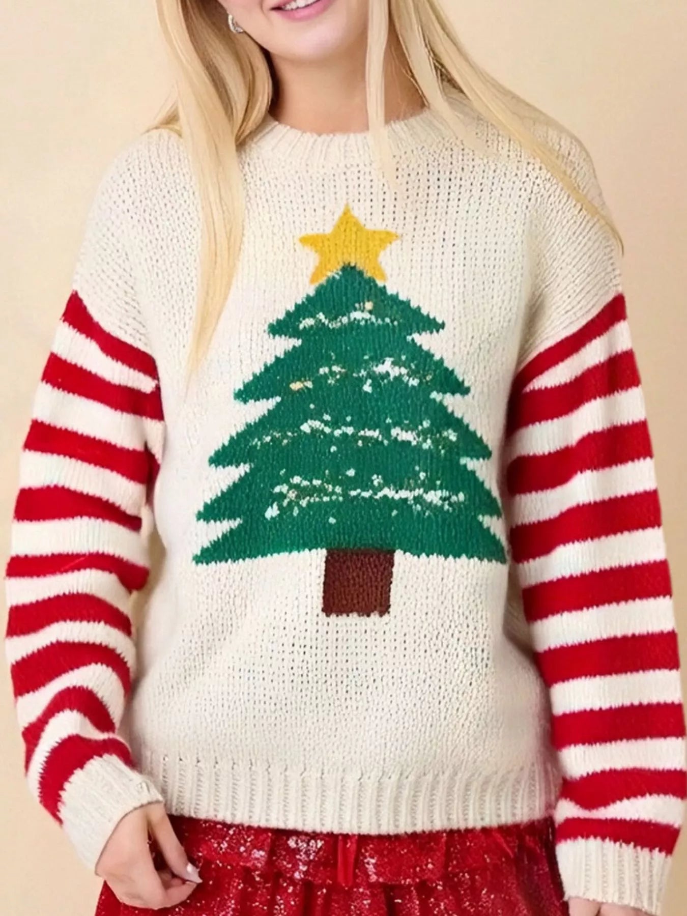 Weihnachtsbaum Rundhals Pullover – Elfenbein mit Rot gestreiften Ärmeln