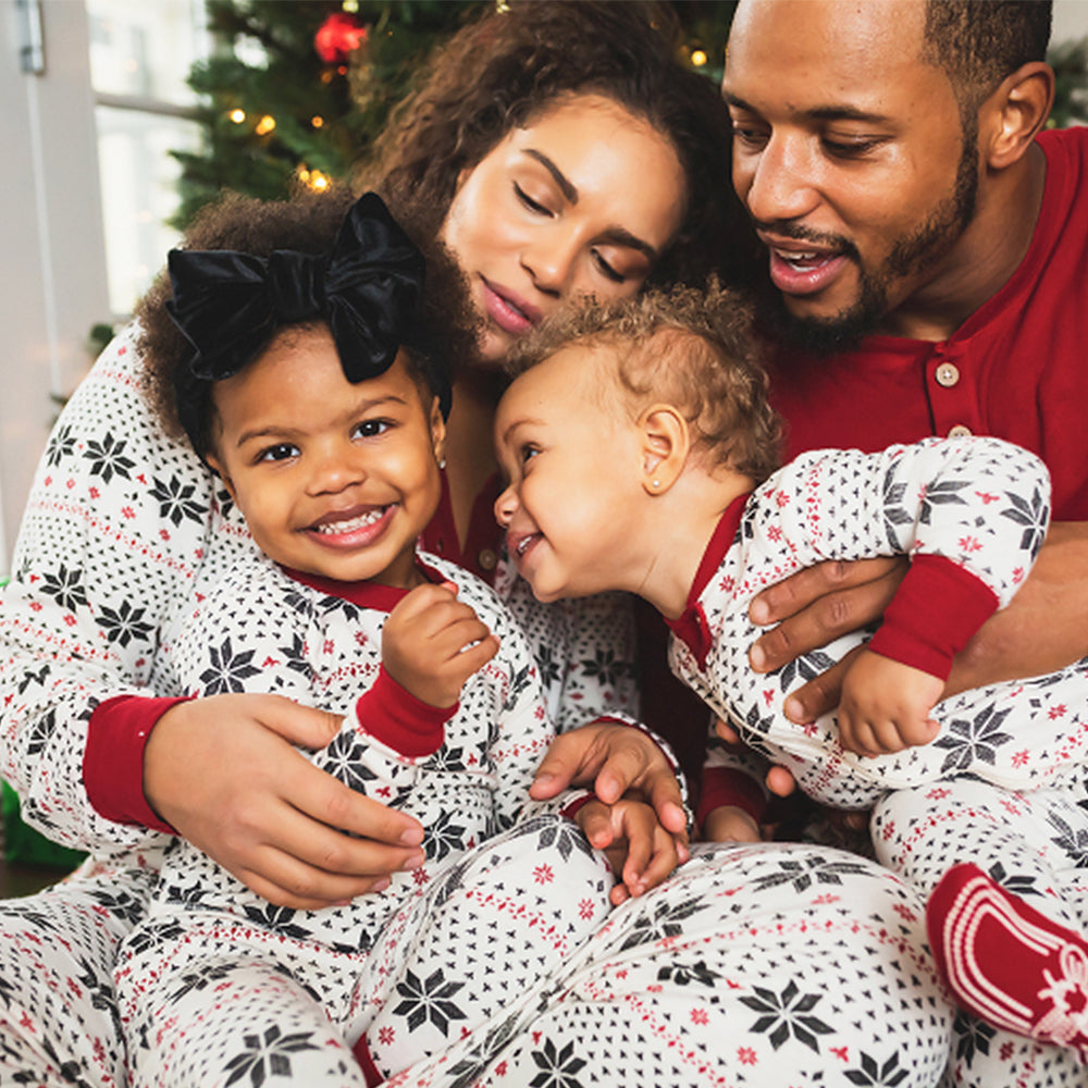 Weiße Schneeflocken Druck Passende Familien Weihnachts-Pyjamas - Hund Pyjamas enthalten