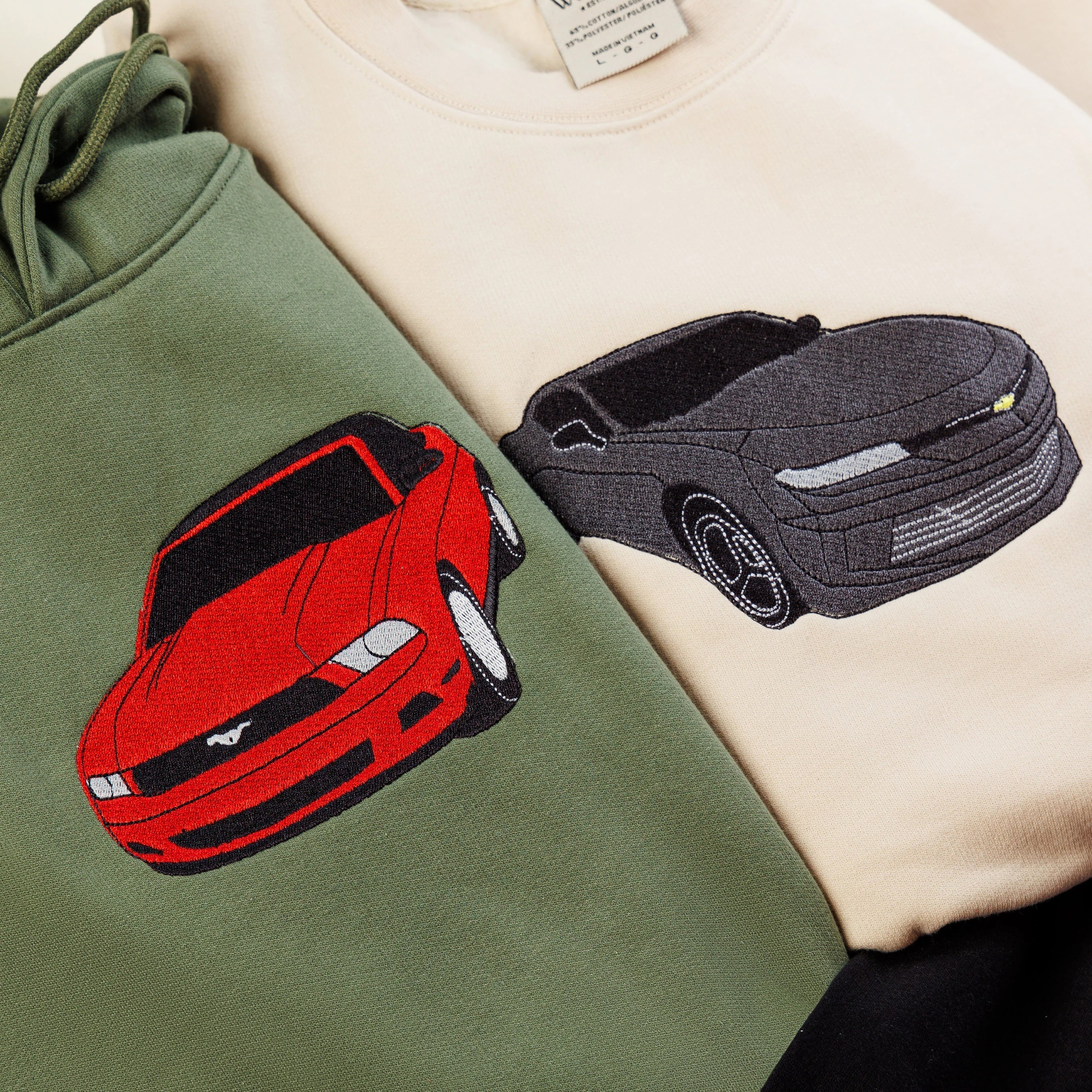 CarStitch | Die personalisierte gestickte Auto-Hoodie deines eigenen Autos