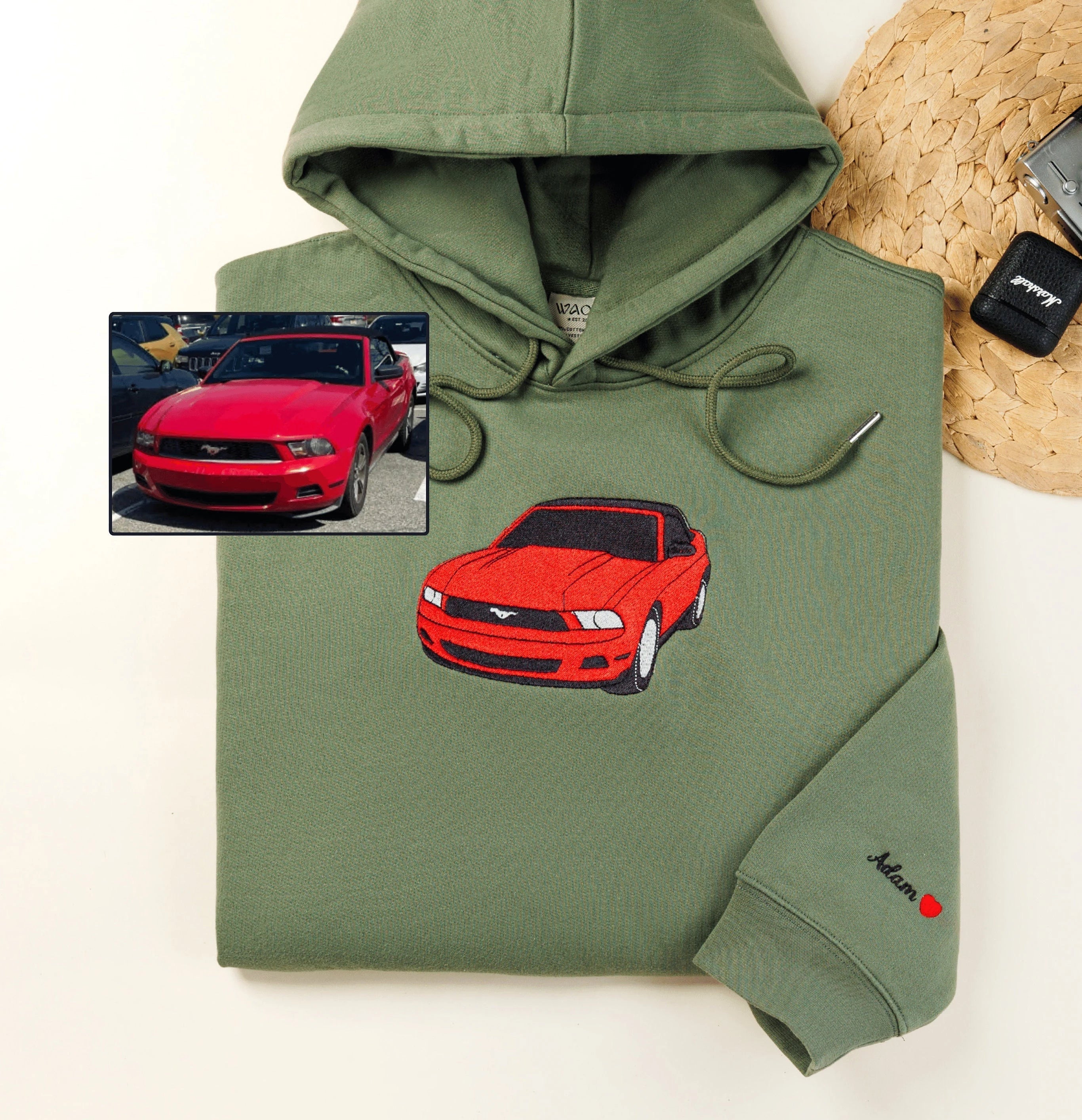 CarStitch | Die personalisierte gestickte Auto-Hoodie deines eigenen Autos