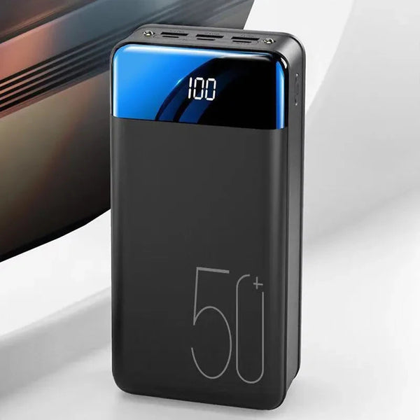 Voltaro 50000 mAh Powerbank Schnellladen für Laptop, Tablet, Smartphone Kompakt Leistungsstark