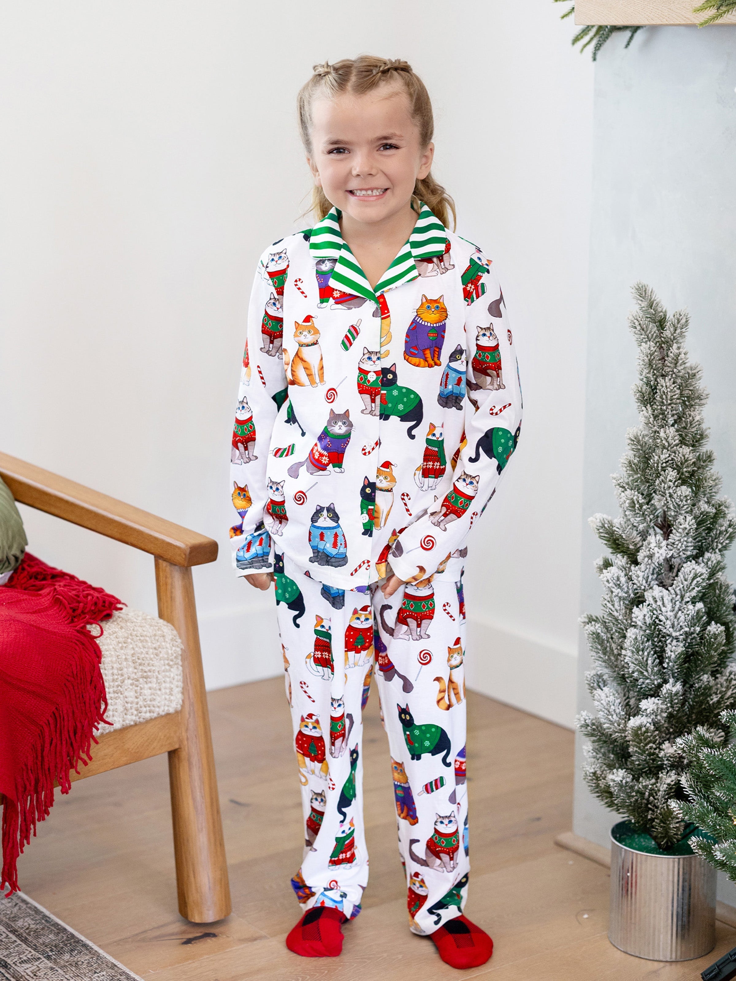 MeowJams | Weihnachts Familien Pyjama Set Katzenprint mit Passenden Socken Multicolor