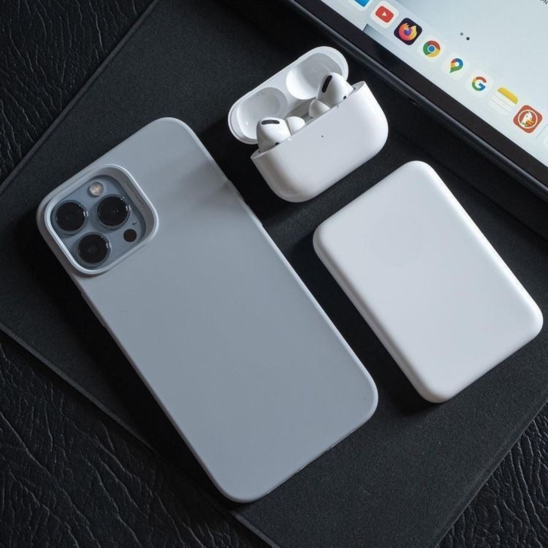 LuxCharge Tragbares MagSafe Ladegerät | Leistungsstarkes und stilvolles Ladegerät für unterwegs