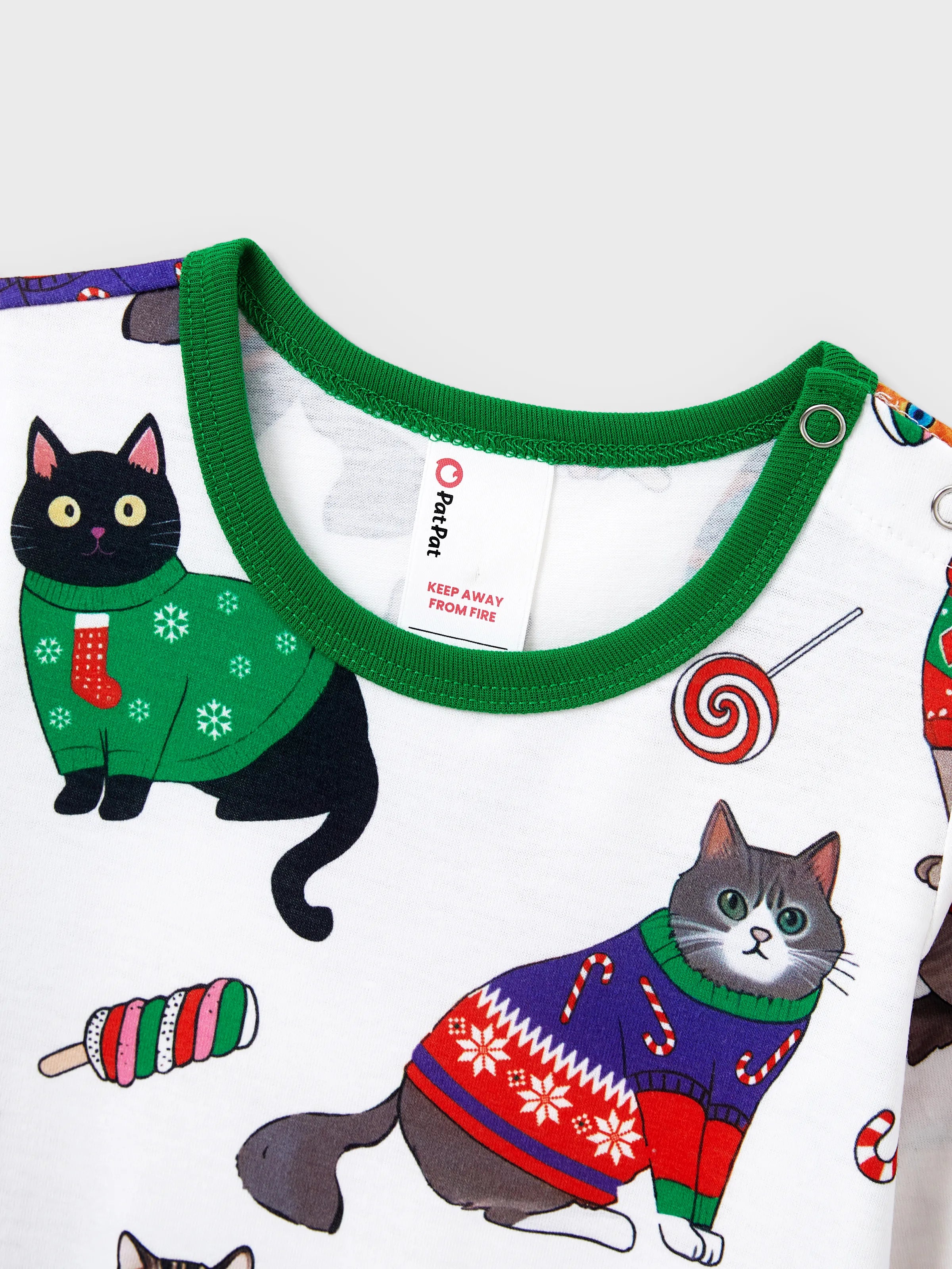 MeowJams | Weihnachts Familien Pyjama Set Katzenprint mit Passenden Socken Multicolor