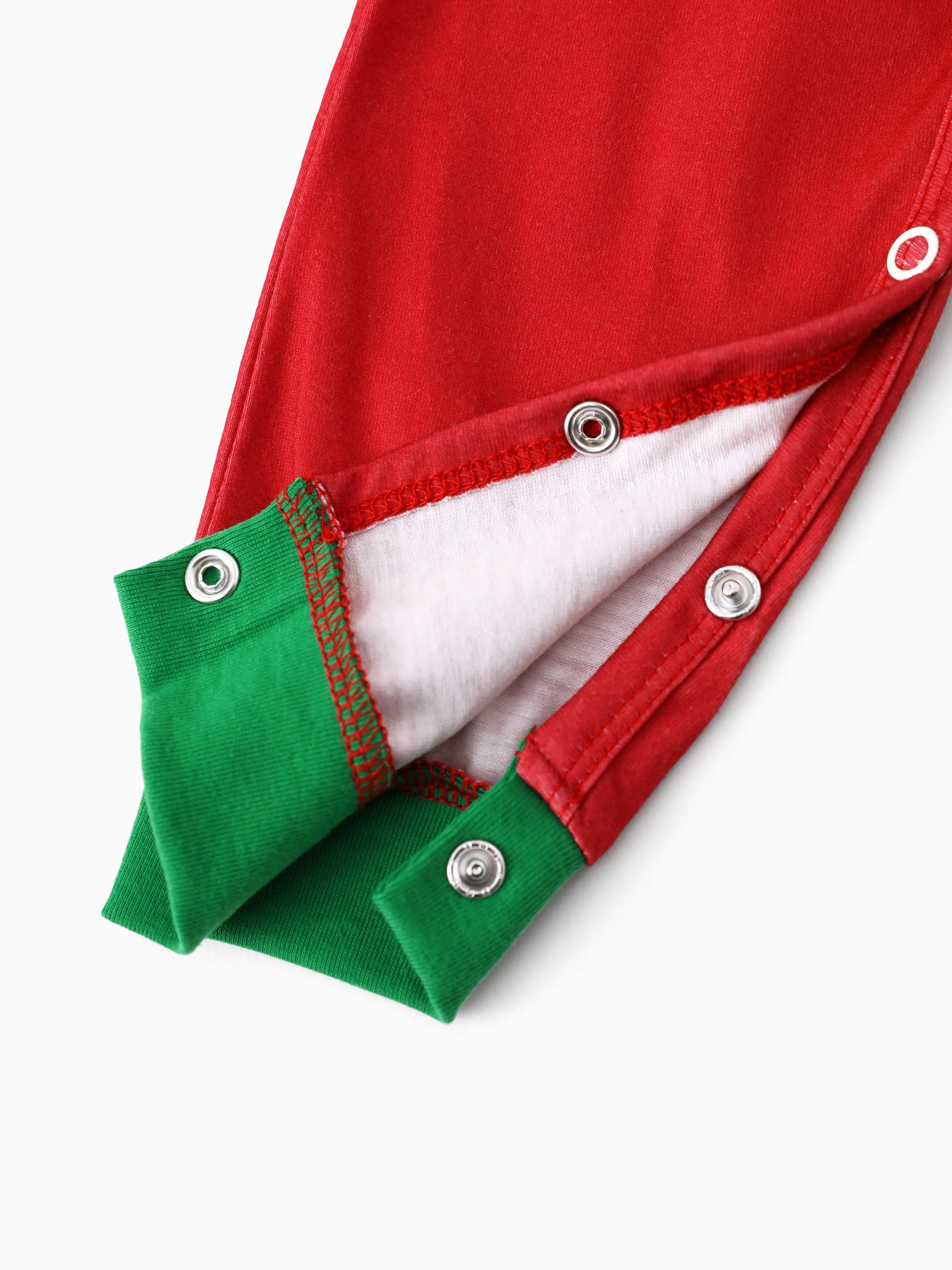 SpongeJams | SpongeBob Schwammkopf Weihnachts Familien Pyjama Set mit Gestreiftem Design und Socken