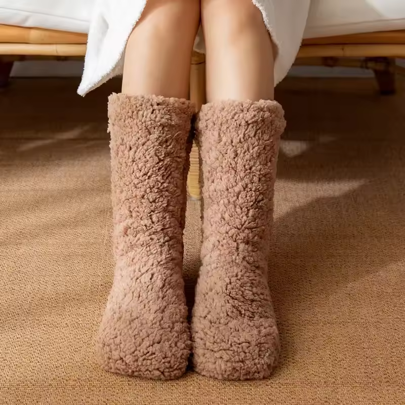 Fluffy Thermo Lounge Socken – Weiche Warme Plüsch Haussocken für Winterkomfort