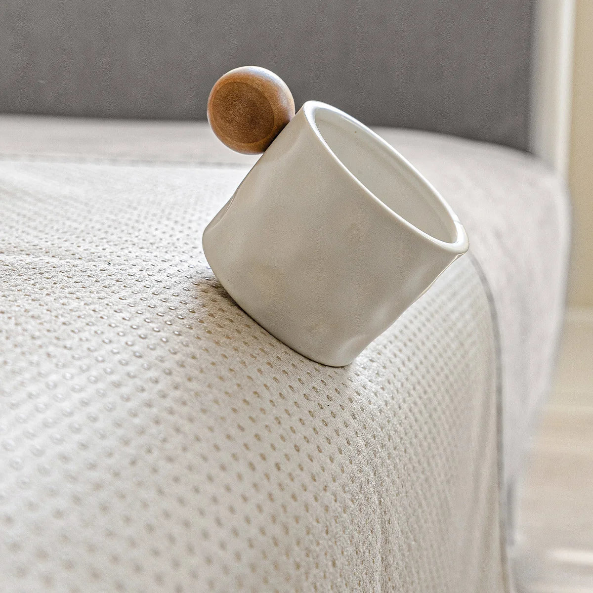 SofaShield Luxe Antikratz-Sofabezüge – Kratzfeste Chenille-Schutz für Haustiere