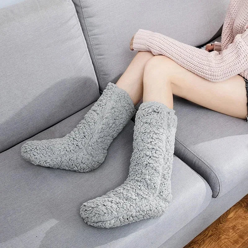 Fluffy Thermo Lounge Socken – Weiche Warme Plüsch Haussocken für Winterkomfort