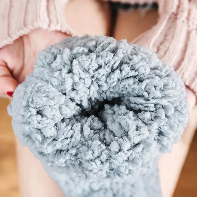 Fluffy Thermo Lounge Socken – Weiche Warme Plüsch Haussocken für Winterkomfort