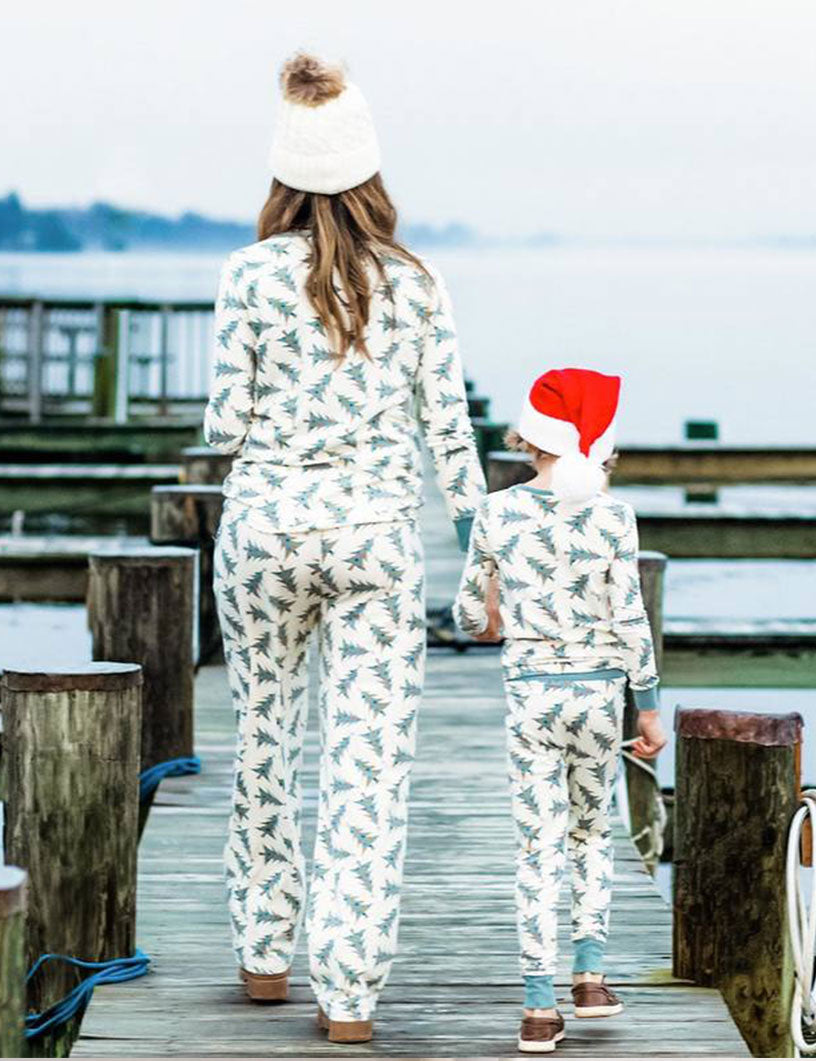 Holly Trees Matching Family Christmas Pajamas | Weihnachts-Pyjamas für Erwachsene, Kinder & Hunde